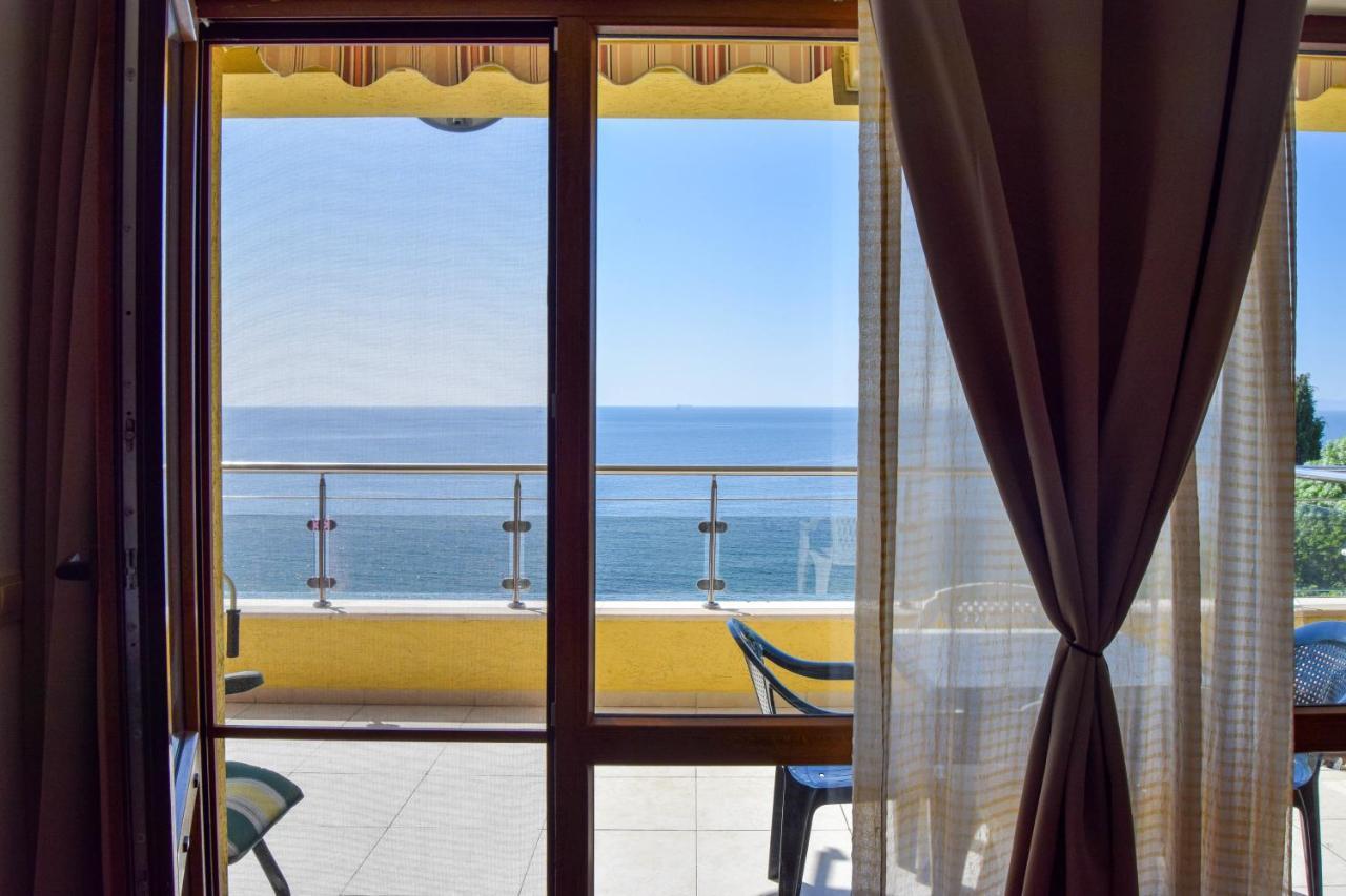 נסבר Black Sea Panorama Apartment מראה חיצוני תמונה
